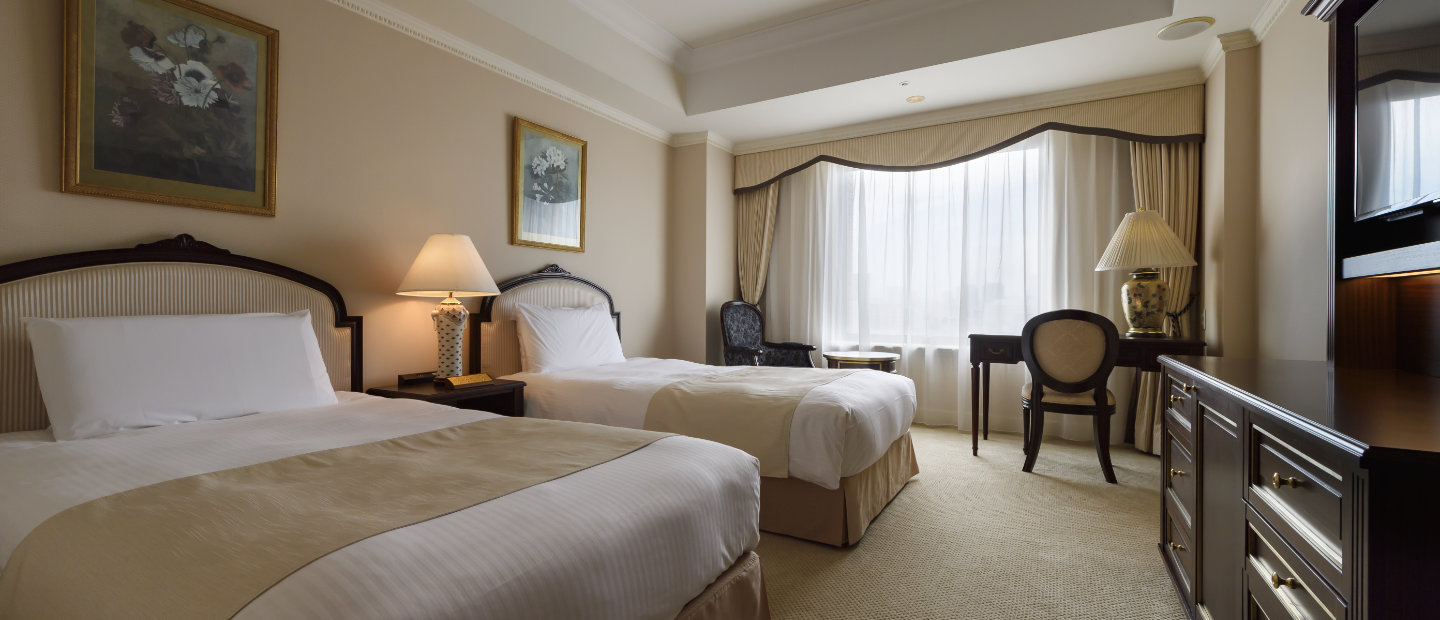 Beige elegant guest room at Dai-ichi-Hotel Tokyo