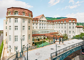 Takarazuka Hotel
