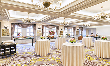 ヨーロピアンテイストの中宴会場花風