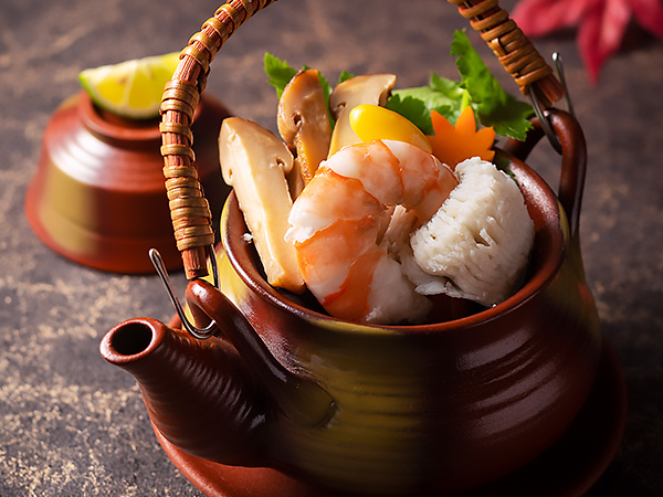 【ディナー限定】松茸入り土瓶蒸し
