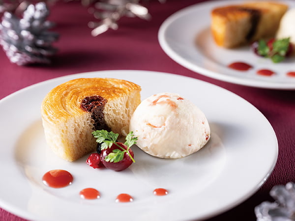 デニッシュロール　アイス添え