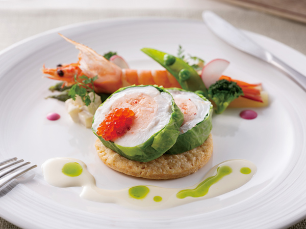 真鯛と桜海老入りムースのルーロー 2種のマーブルソース