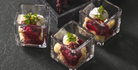 ベリーのトライフル