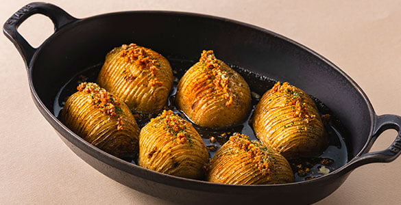 じゃがいものオーブン焼き　チーズソース