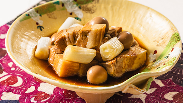 豚バラ肉のラフテー風