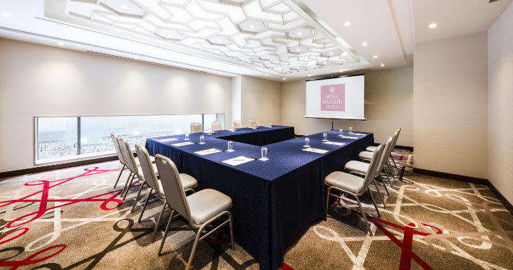 Small creative meeting space in open atmosphere at Hotel Hanshin Osaka