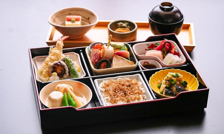 松花堂弁当 隅田川