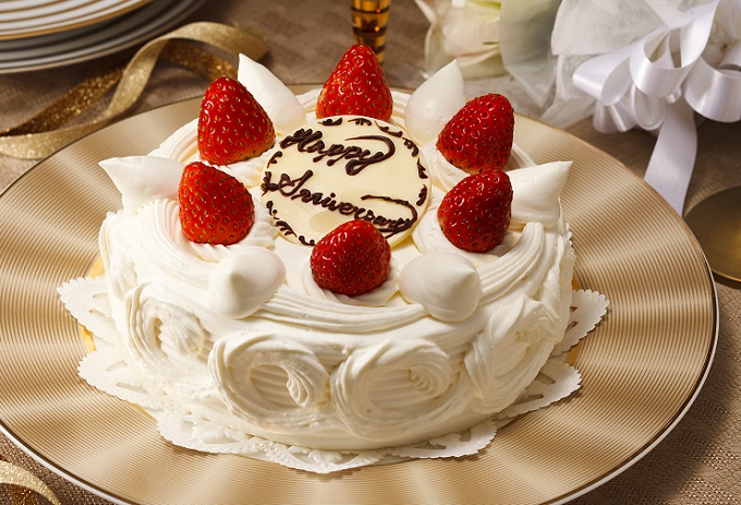 アニバーサリー ケーキ 大切な記念日にパティシエによるケーキを 第一ホテル東京 阪急阪神第一ホテルグループ
