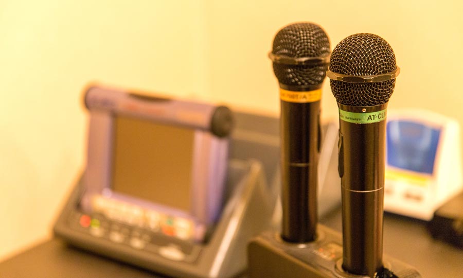 カラオケルーム「SUN」マイク