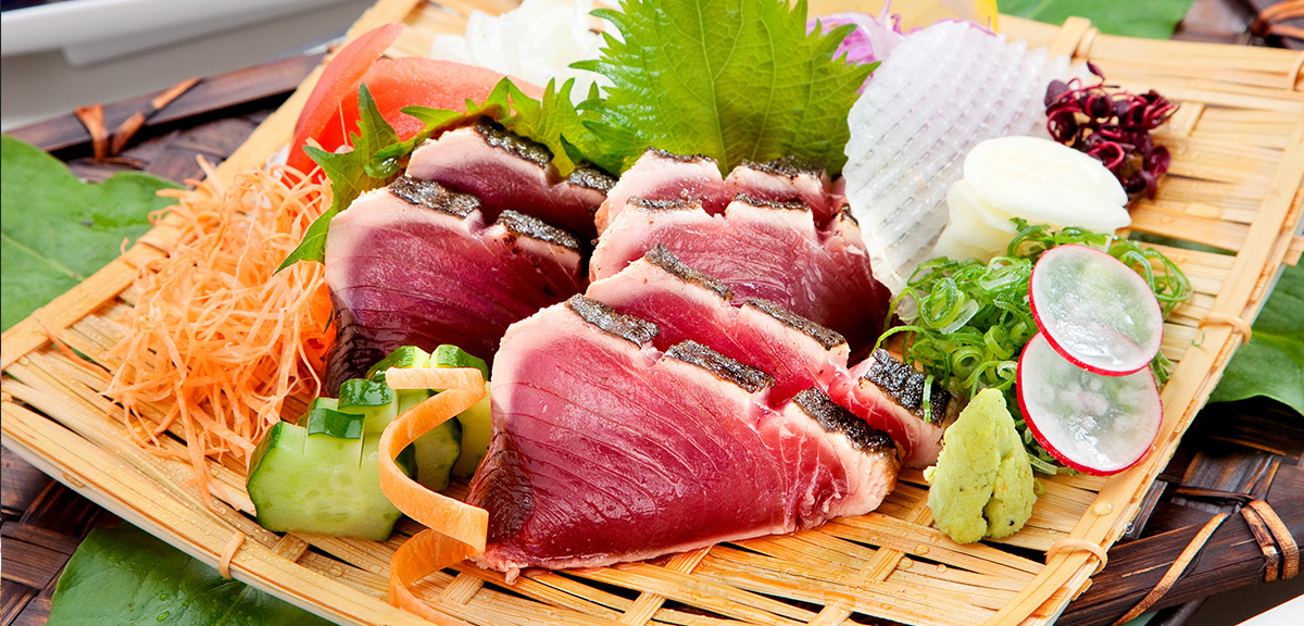 日本料理「七福」の鰹のタタキ