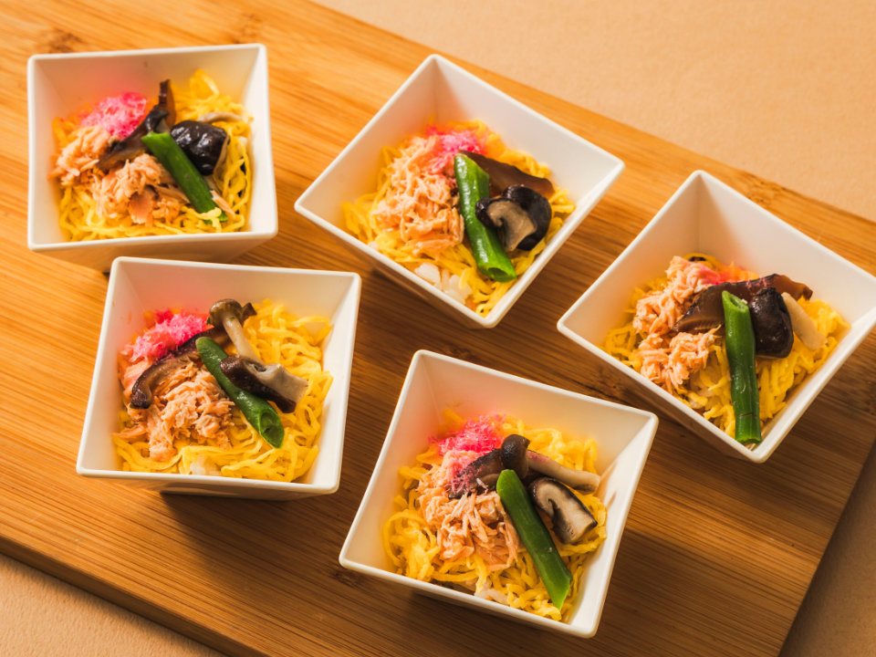 鮭と茸のちらし寿司