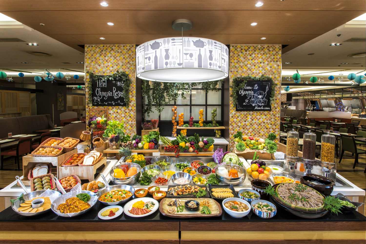 ご朝食会場 大阪新阪急ホテル 阪急阪神第一ホテルグループ ご朝食会場 大阪新阪急ホテル 阪急阪神第一ホテルグループ