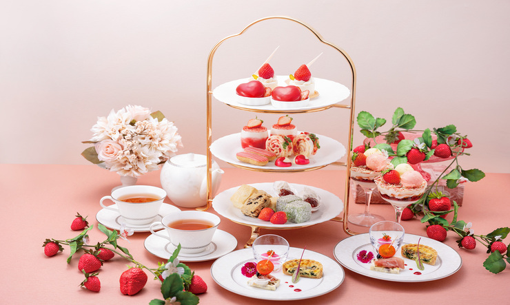 ケーキセット」：ラウンジ「ルネサンス」【宝塚ホテル】阪急阪神第一