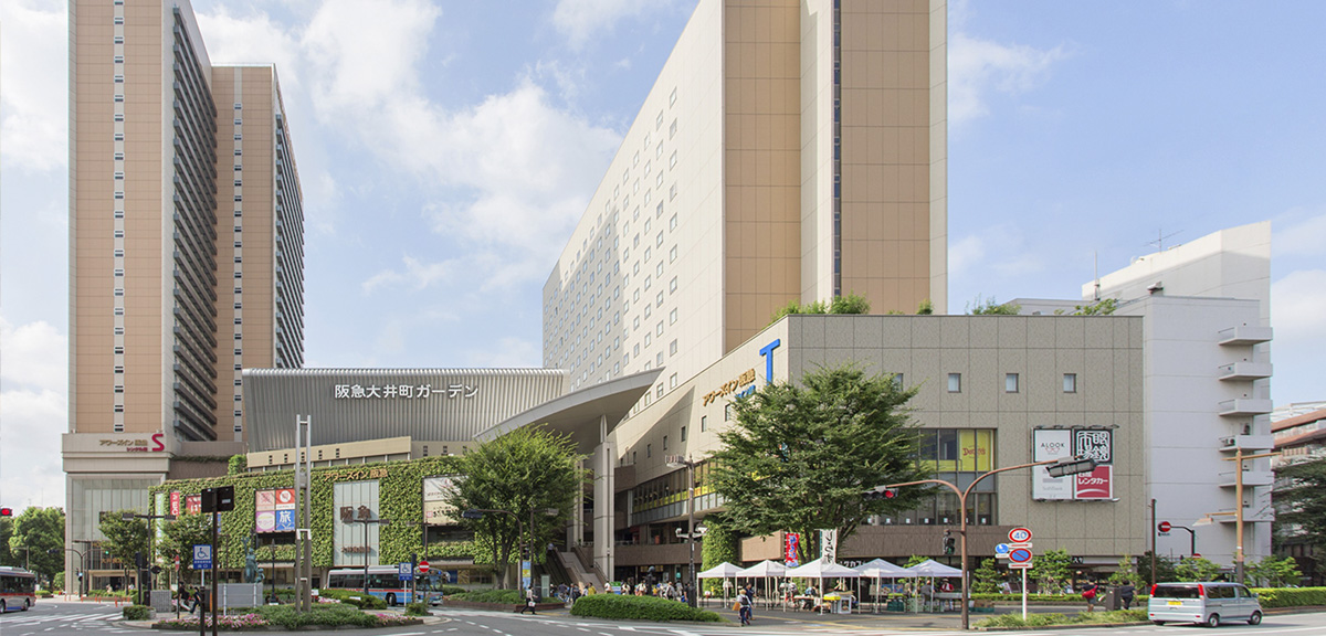 アワーズイン阪急の外観