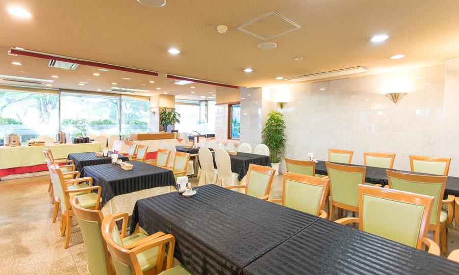 レストラン「セゾン」店内