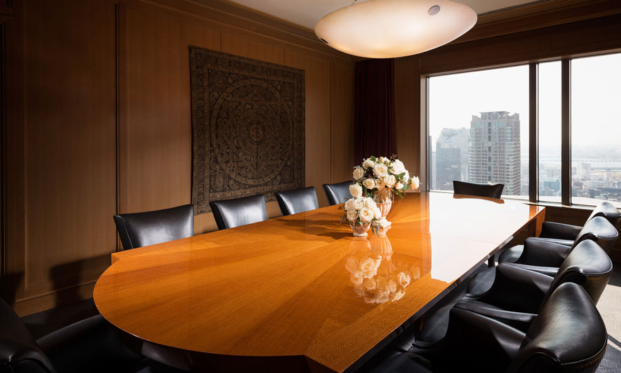 プレジデンシャルスイートの会議室